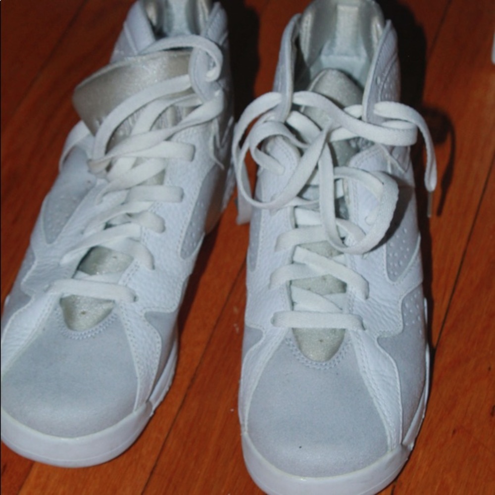 Must Go‼️ Unisex Used Air Jordan 7 Retro Pure Platinum. Read Description 👇 - Picture 3 of 6